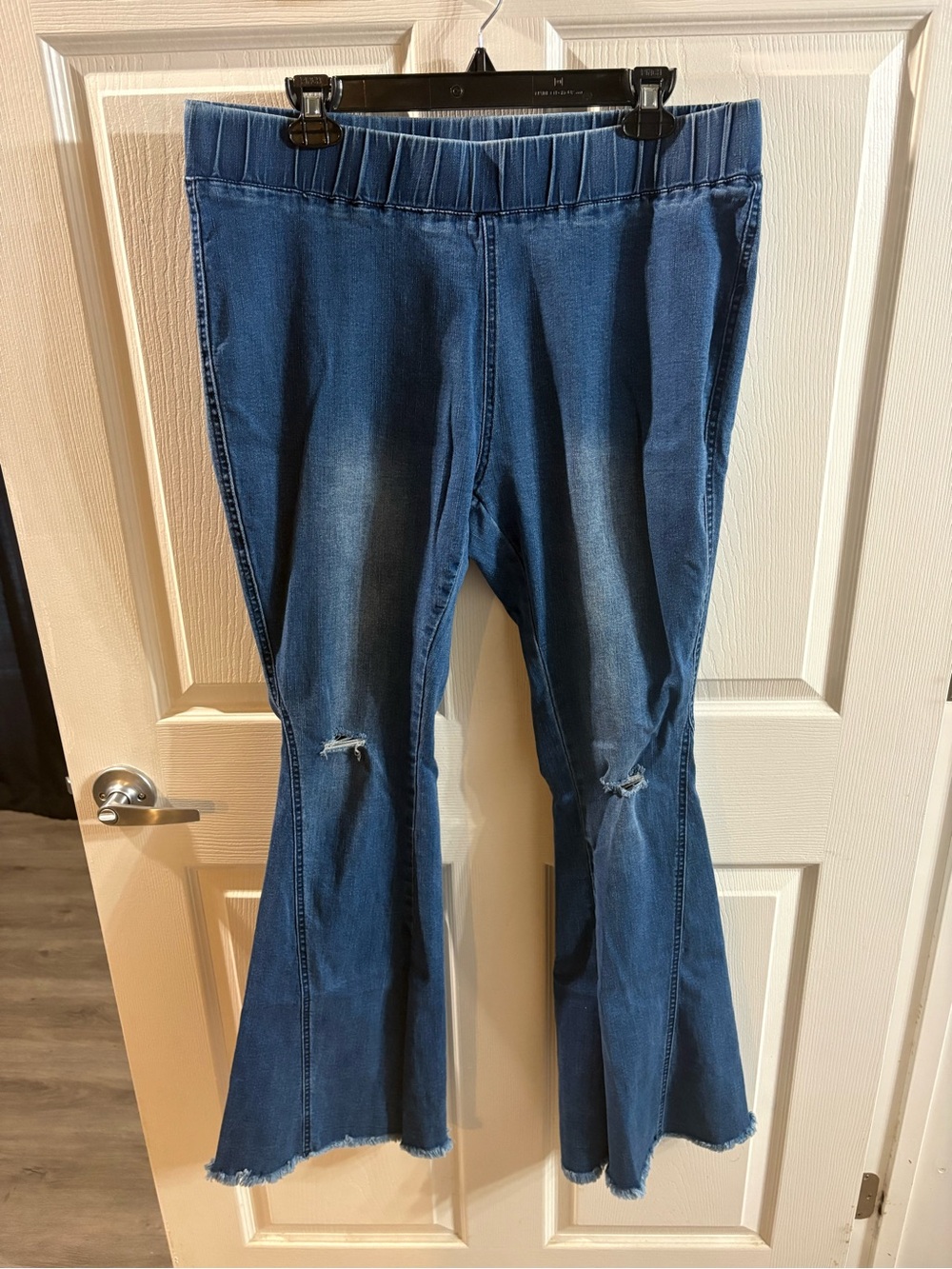 Women’s Blue Flared Jeans Wide Leg - Classic Stretch Denim